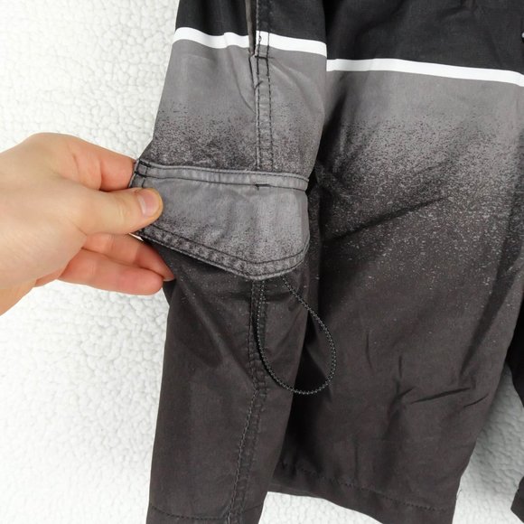 Quiksilver Swim Trunks Mens Small Gray Black Cargo Pocket Lined Beach Surf Swim - Picture 2 of 10